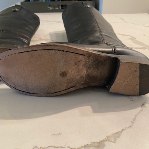 SOLD - Frye Melissa Button riding boots, sz 8/8.5 - Picture 2 of 4